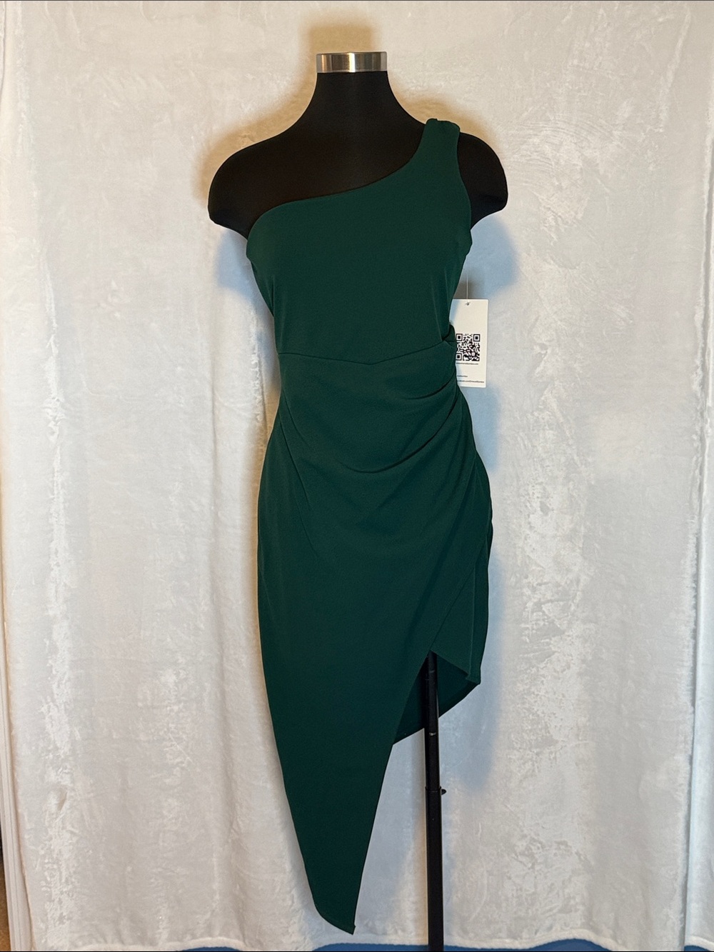 Emerald One-Shoulder Asymmetric Dress